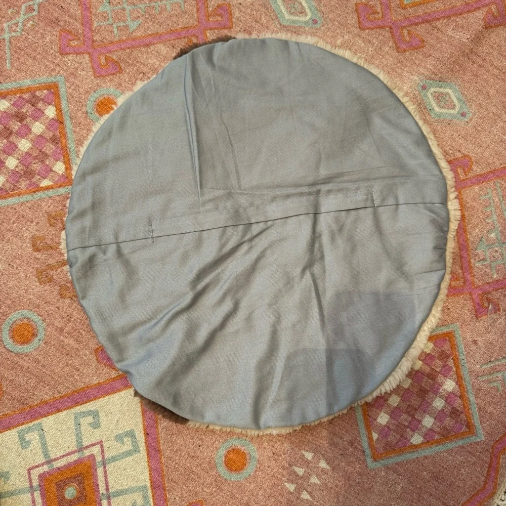 Vintage vintage* round
